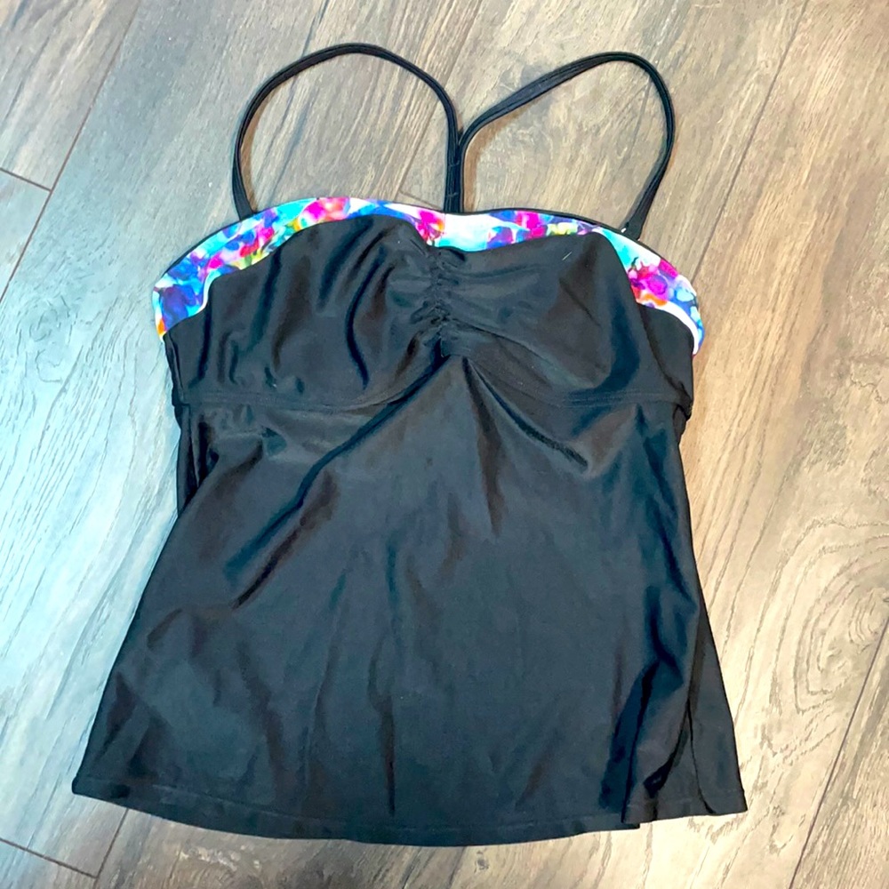 Black athleta tankini top